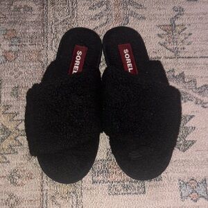 Sorel Women's Cozy Black Slippers